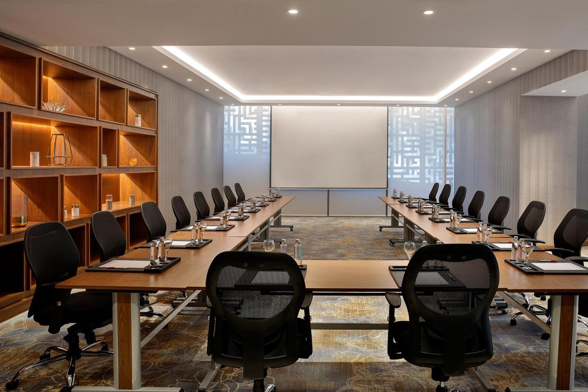 Jeddah Marriott Hotel Madinah Road Ngoại thất bức ảnh Meeting room